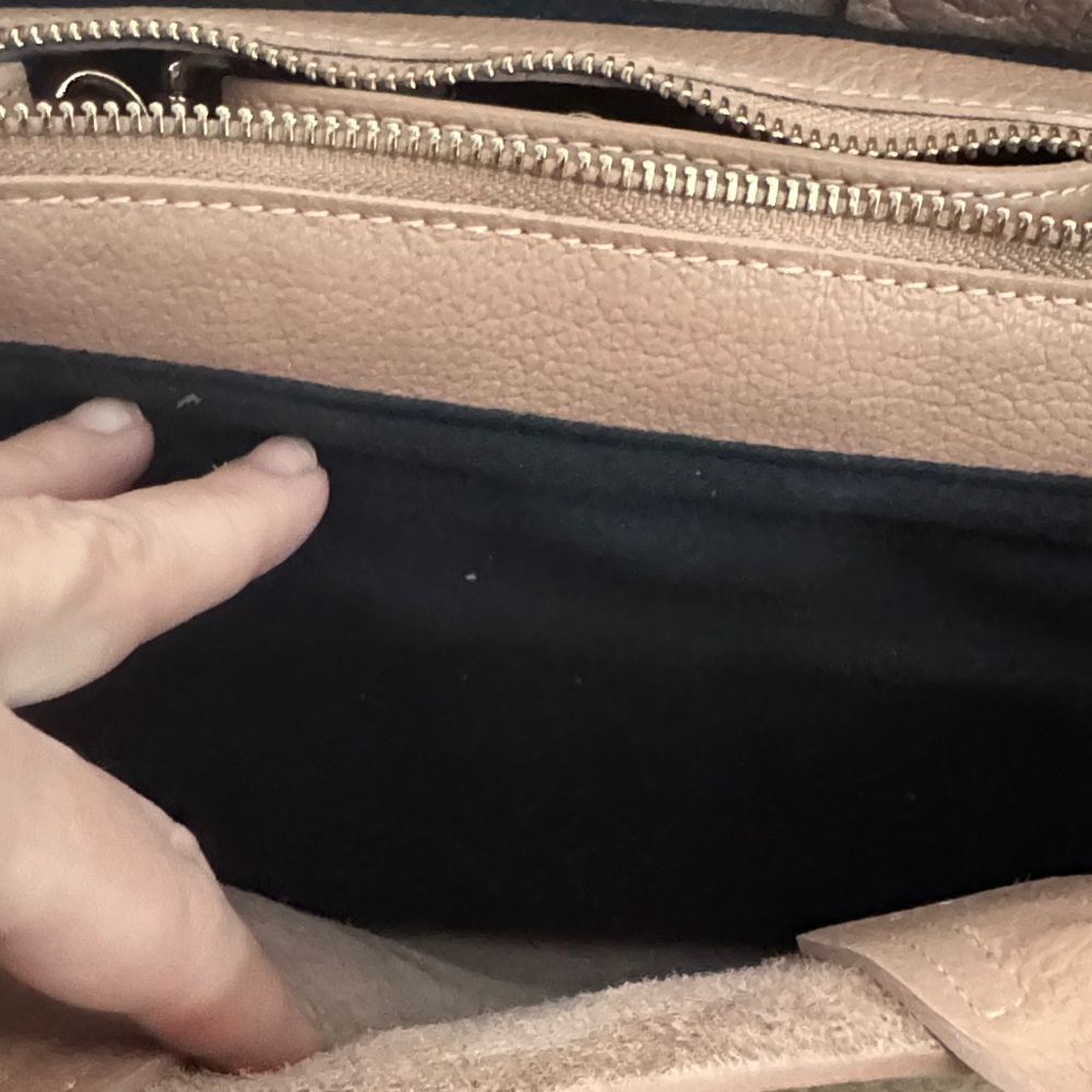 Roberto Cavalli Blush Leather Tote - Picture 9 of 12